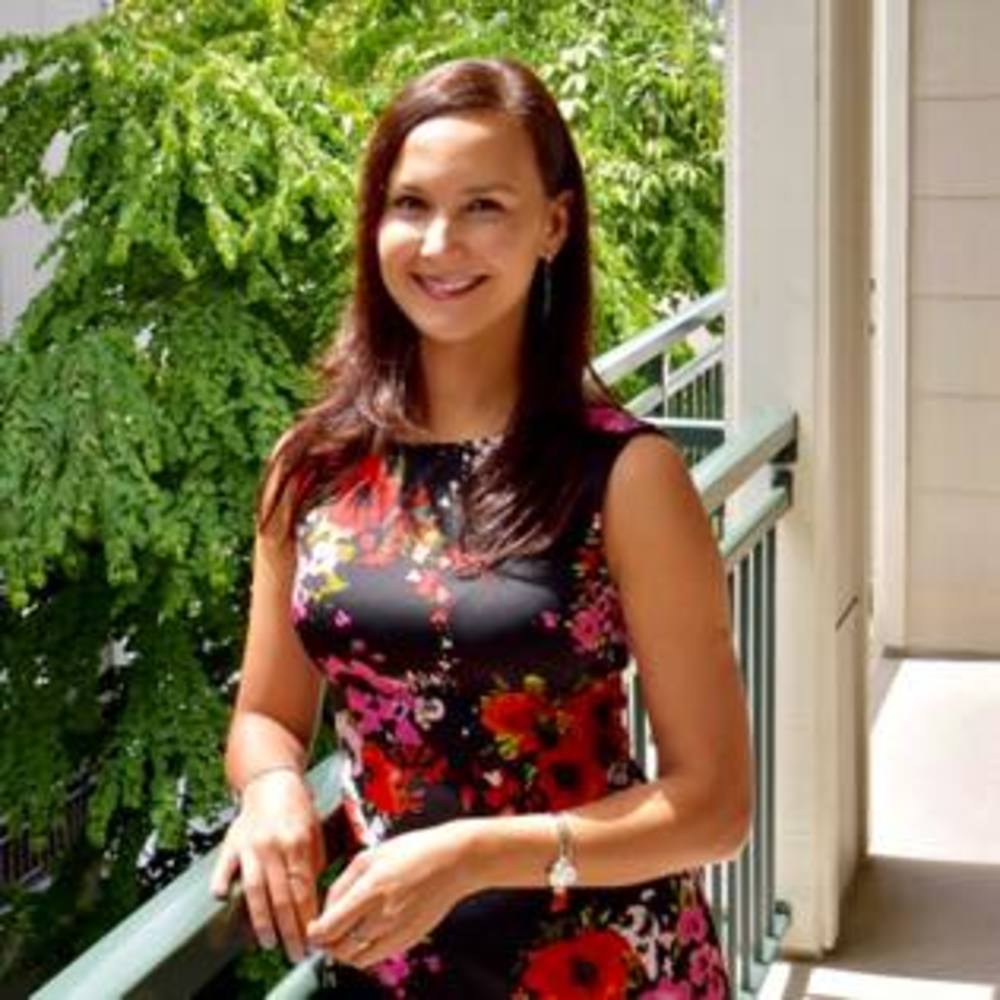 Meet your Posher, Valeria